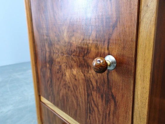 Image 1 of Coppia di comodini italiani in noce, metà del XX secolo, anni '50.