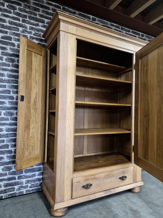 Image 1 of Armoire de chasseur / Armoire à pain / Armoire à linge / Meuble mural / Ee