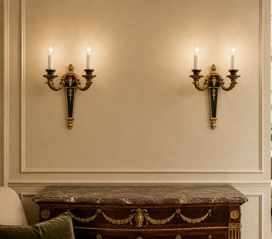 Pair of Vintage Ram's Head Wall Sconces – Louis XVI / Empire Style – Green & Gold – Wall lights, Brass (photo 4 of 10)