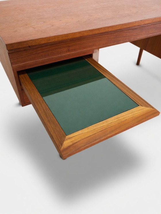 Image 1 of Diplomatenbureau van Finn Juhl voor France & Søn / France & Daverkos