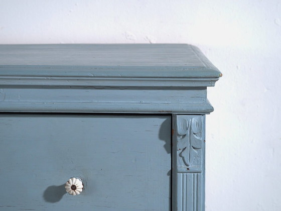 Antique painted pine chest of drawers – Rustic European blue dresser – circa 1900 – Ceramic (photo 40 of 40)