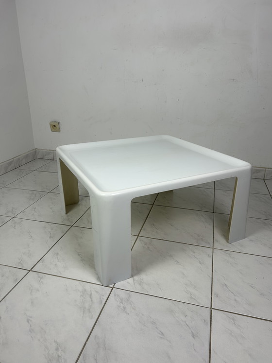 Image 1 of Vintage space age coffee table Amanta B&B Italia Mario Bellini