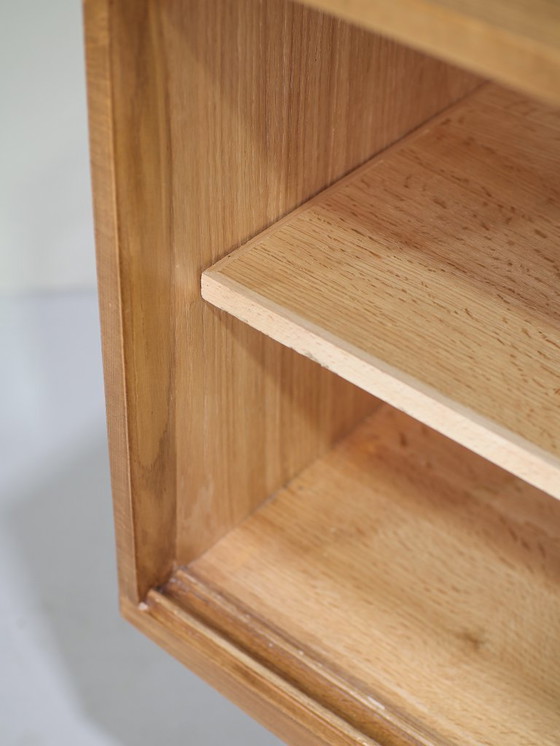 Image 1 of Buffet bas chêne vintage danois