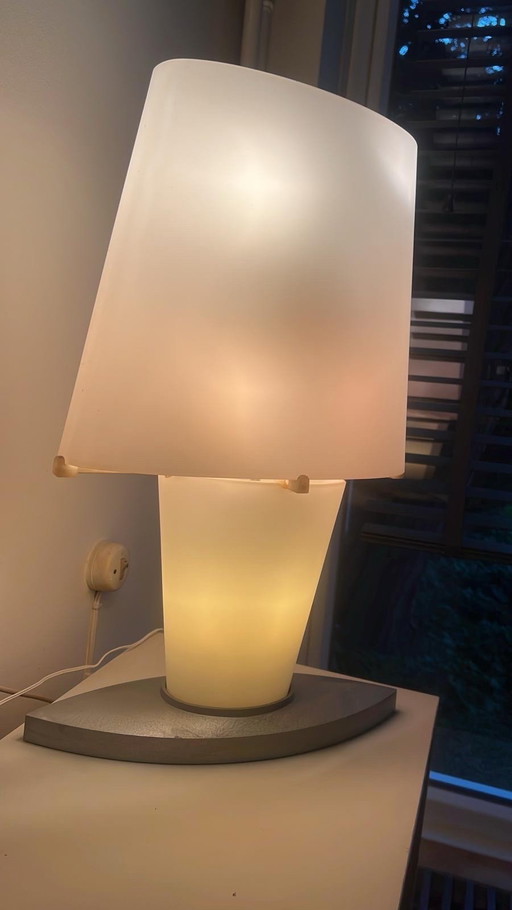 Fontana Arte Tischleuchte Modell 3064