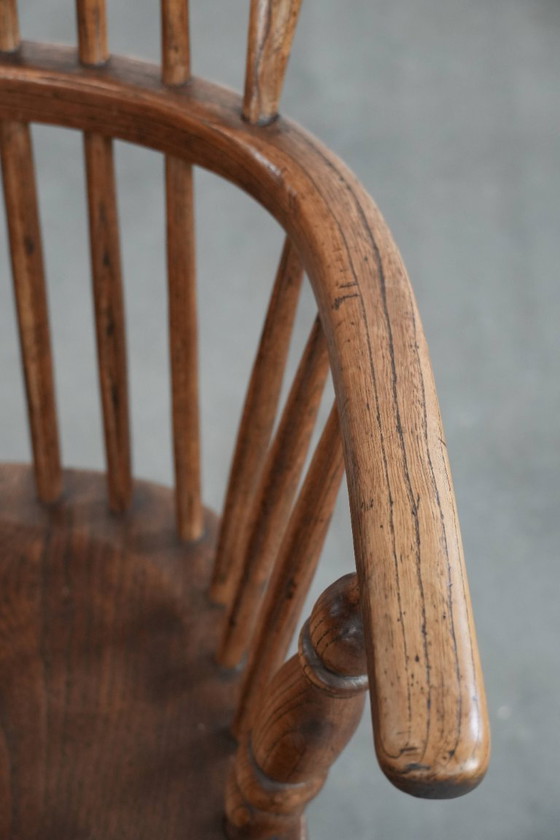 Image 1 of Antieke Engelse lowback Windsor chair