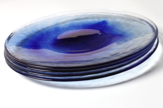 Image 1 of Juego de 4 platos llanos de cristal Bormioli Rocco Swirl de mediados de siglo / Italia / década de 1990