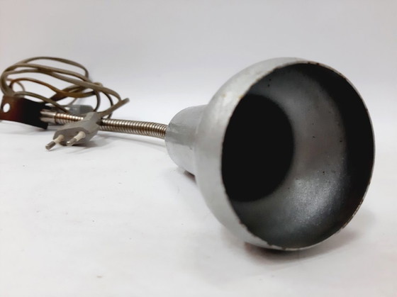 Image 1 of Faro d'epoca in lampada grigia, faretto, lampada tornita, illuminazione industriale