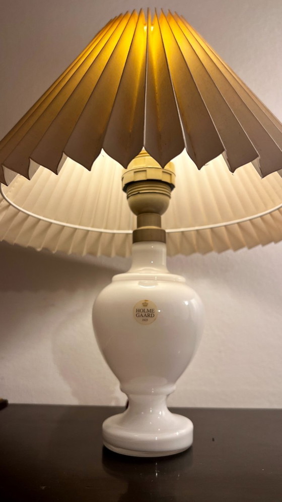 Image 1 of Holmegaard Roma Lille Lamp |Wit opaalglas| Schaduw in Le Klint-stijl