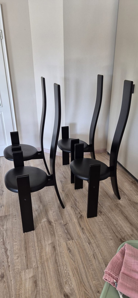 Image 1 of Set of 4 Original “Golem” Chairs by Vico Magistretti for Poggi – Black