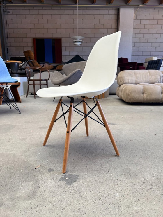 Silla Vitra Eames DSW – Sillas de comedor, Metal, Plastic (photo 6 of 10)