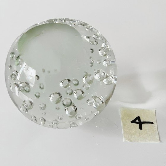 Image 1 of Vintage bolvormige Presse-papier kristal bubbels transparant 5,5 cm