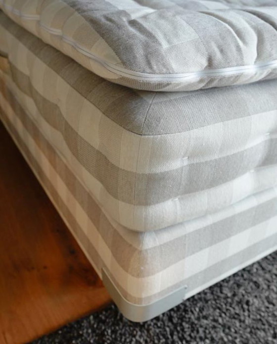 Image 1 of Hästens Maranga 180x200 Édition Spéciale Taupe – Fermeté FERME – Surmatelas BJ