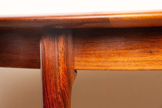 Image 1 of Tavolo da pranzo allungabile in palissandro danese di Kai Lyngfeldt Larsen per Søren Willadsen 1960.