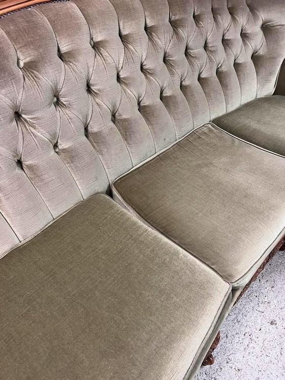 Image 1 of Baroque queen Ann sofa