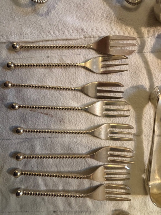 Image 1 of Cubiertos WMF plateados, punta de filete con borde perlado, 40 piezas y 42 piezas pequeñas para beber.