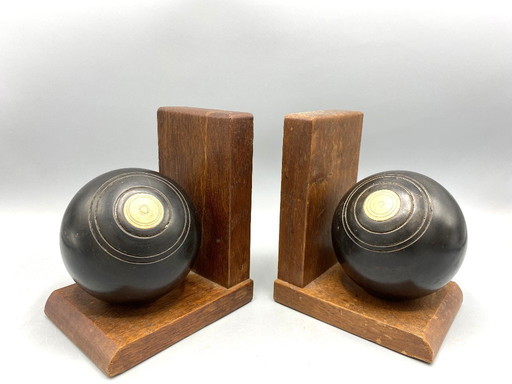 Vintage Lawn Bowl Bookends – Wooden Bookends with Black Bowls – Sports Deco – Cool Man Cave Decor – Unique Gift