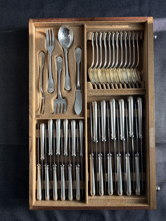 Image 1 of Prestigieux Service Christofle Vendôme "Honnorat Marseille" - 146 Pièces avec Cabinet d'Origine