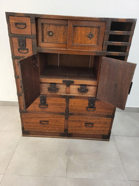 Antique Japanese Choba Dansu cabinet – choba-dansu, Chest of drawers, Iron, Wood (photo 4 of 9)