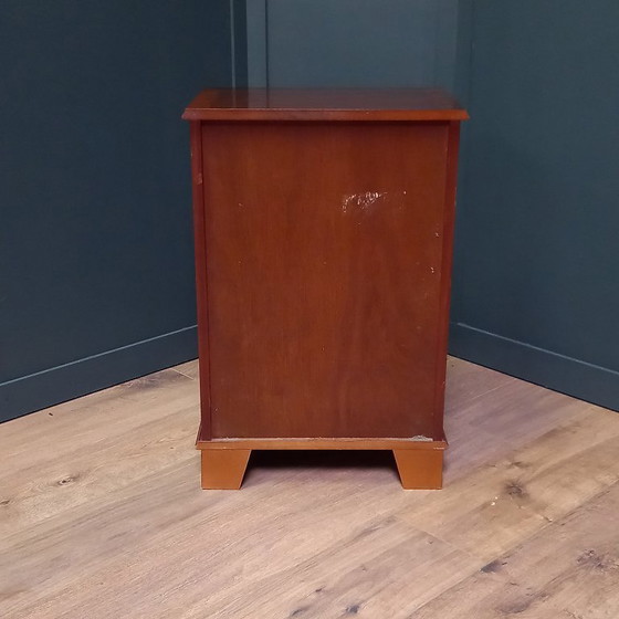 Image 1 of Kleine Vintage Bachelors cabinet