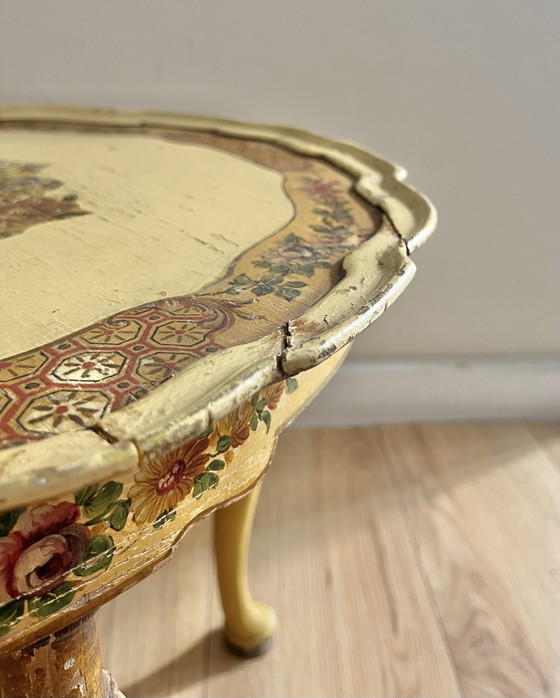 Image 1 of Florentijnse Bijzettafel