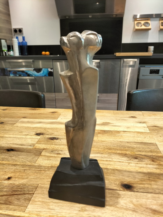 Image 1 of Genummerd Brandl Hoganas-beeldhouwwerk