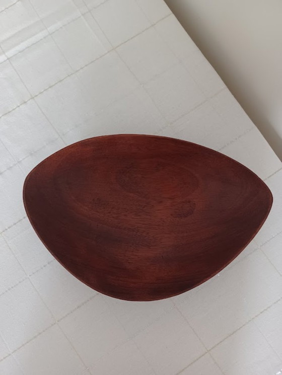 Image 1 of Cuenco danés de teca de la década de 1950