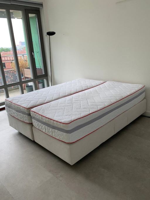 2 hoog-laag boxspring merk Bedder – 2 x 80 x 200 cm