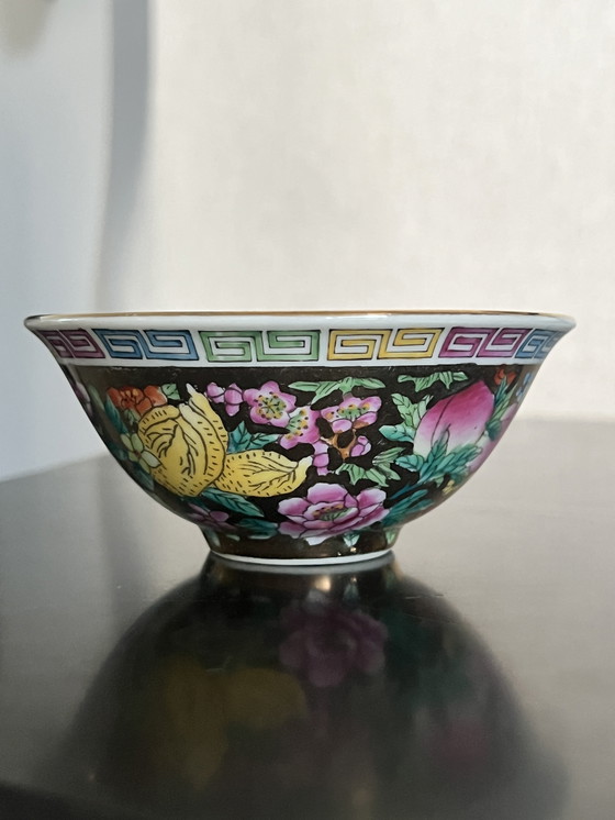 Image 1 of Set di 12 ciotole in porcellana antica cinese Mille Fleur Famille Rose vintage