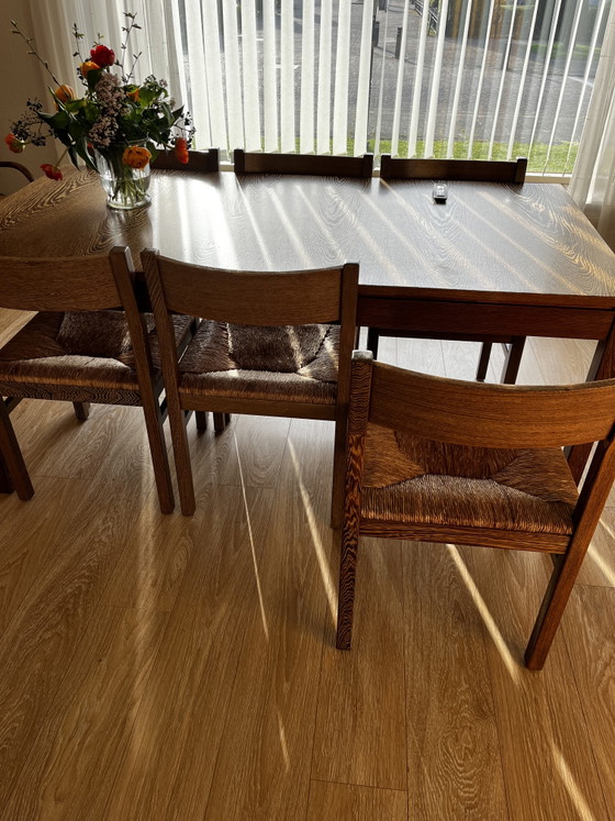 Image 1 of Vintage dining table including 6 chairs
