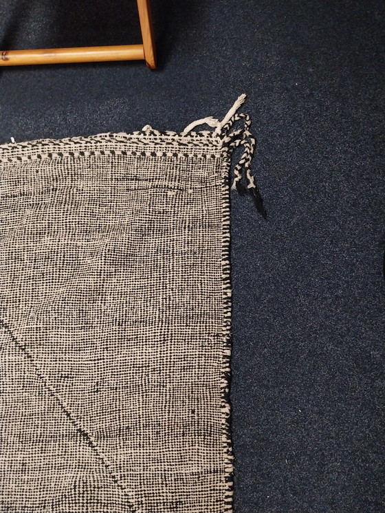 Image 1 of 1 x Marokkanischer Zanafi-Handgeknüpfter Teppich 305 x 175 cm