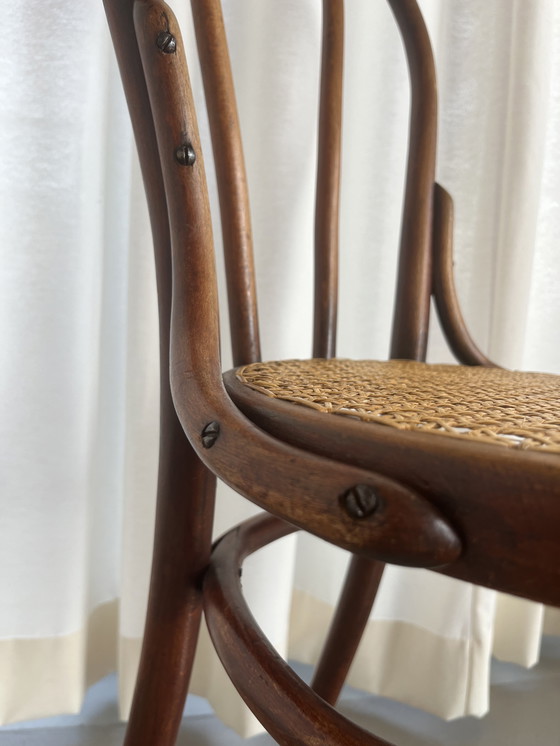 Image 1 of Authentic Thonet No. 18 Bentwood Chair (c. 1919-1922)