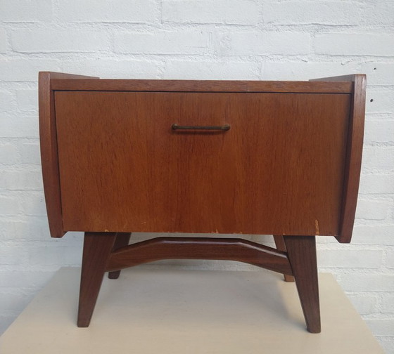 Image 1 of Louis van Teeffelen, 2 pieces of bedside tables