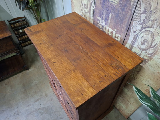 Image 1 of Teakhouten ladenkast, apothekerskast, archiefkast afm. 80x52cm en 101cm hoog.