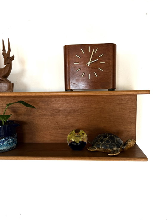 Image 1 of Vintage XL (150cm!) teakhouten wandplank ‘60