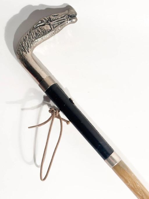 Gucci Shoehorn with Silver-Plated Metal Horse Head, Leather and Resin, 80s – decoratieve objecten, Vintage (photo 2 of 7)