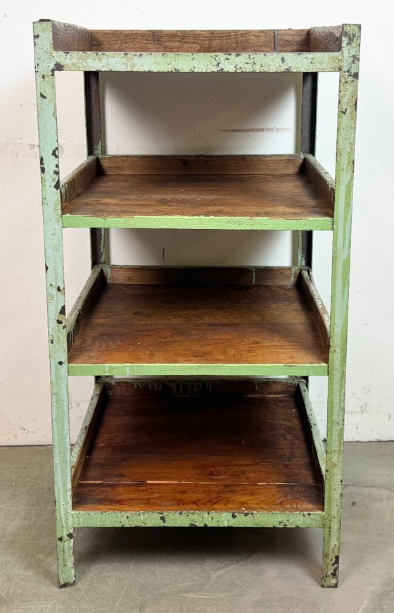 Image 1 of Scaffale industriale verde, anni '60