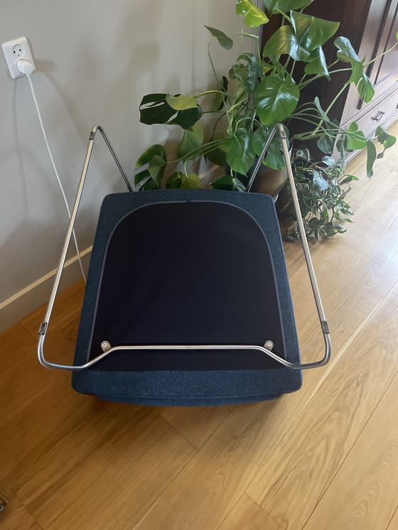 Image 1 of Twee design on stock fauteuils in