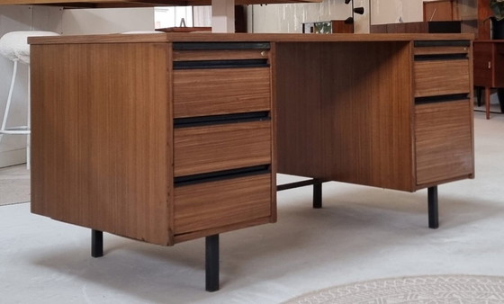 Image 1 of bureau des années 70