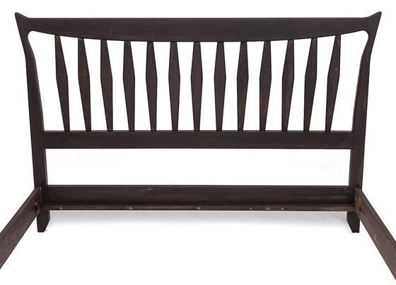 Image 1 of Guillerme and Chambron bed