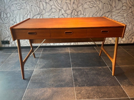 Teak Bureau 'Haarlem' Van Arne Wahl Iversen voor O.M.F., 1960s – Wood, Brass (photo 2 of 9)