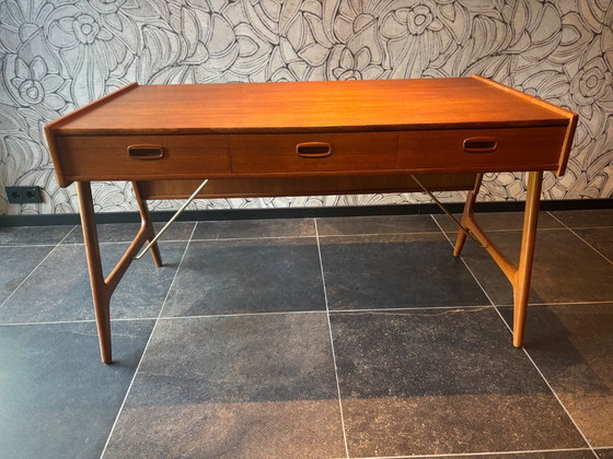 Teak Bureau 'Haarlem' Van Arne Wahl Iversen voor O.M.F., 1960s – Wood, Brass (photo 2 of 9)