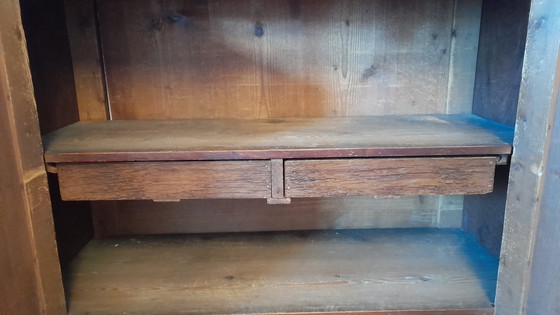 Image 1 of Mobile per riporre oggetti d'antiquariato