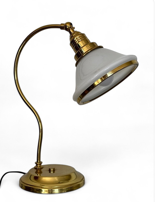Image 1 of Lampada da tavolo curva design vintage in ottone anni &#39;80
