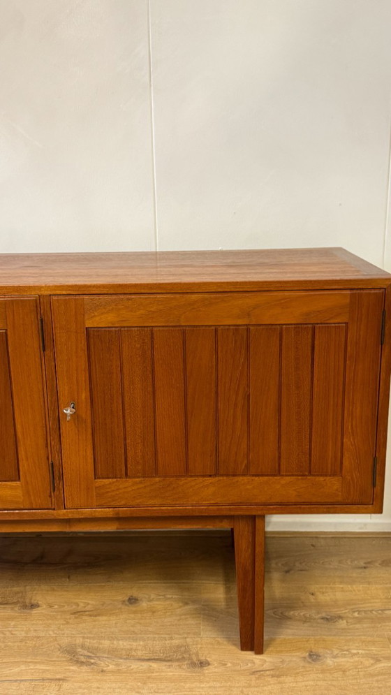 Image 1 of Aparador Vamo Sonderberg