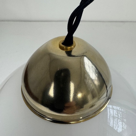 Image 1 of Vintage hanglampen van opaalglas uit de jaren 70