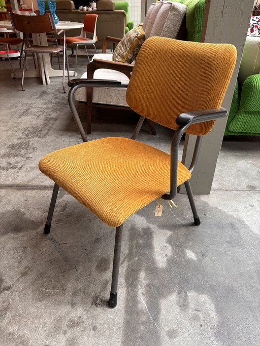 Poltrona Gispen R5