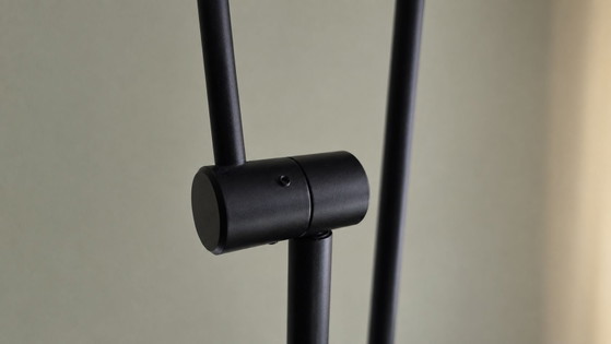Queens Gallery Utrecht Floor Lamp - 80s/90s - Top Condition – Floor lights, Iron, Cast Iron (photo 6 of 12)