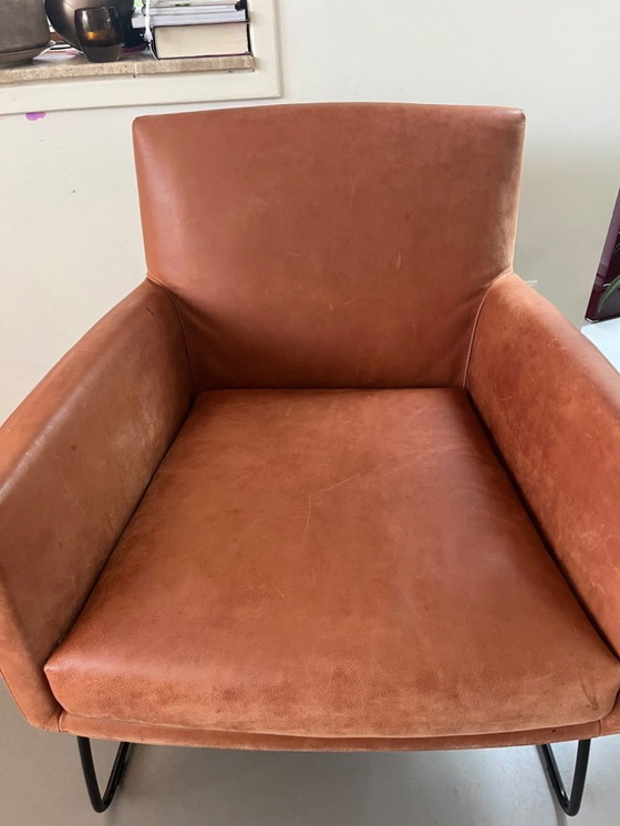 Image 1 of Design in stock beautiful & stylish leather chair