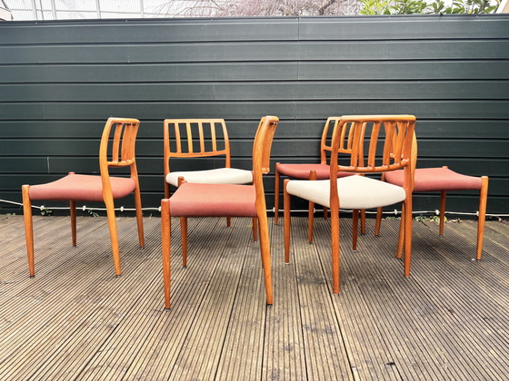 Image 1 of Set van 6 Niels Otto Møller eetkamerstoelen Model 83