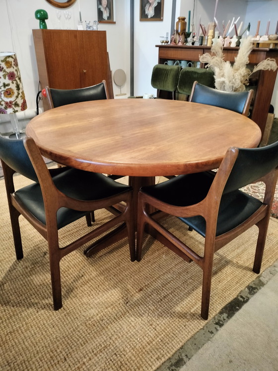 Image 1 of Vintage teak Danish round dining table VV Møbler